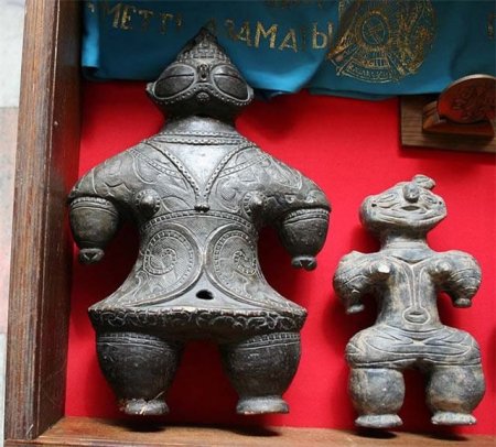 Одна из находок в 10-й  Камчатско-Курильской экспедиции. Сентябрь 2009 г.