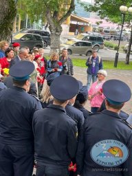 Возложение цветов к памятнику, посвященному участникам Курильской десантной операции, 18 августа 2023